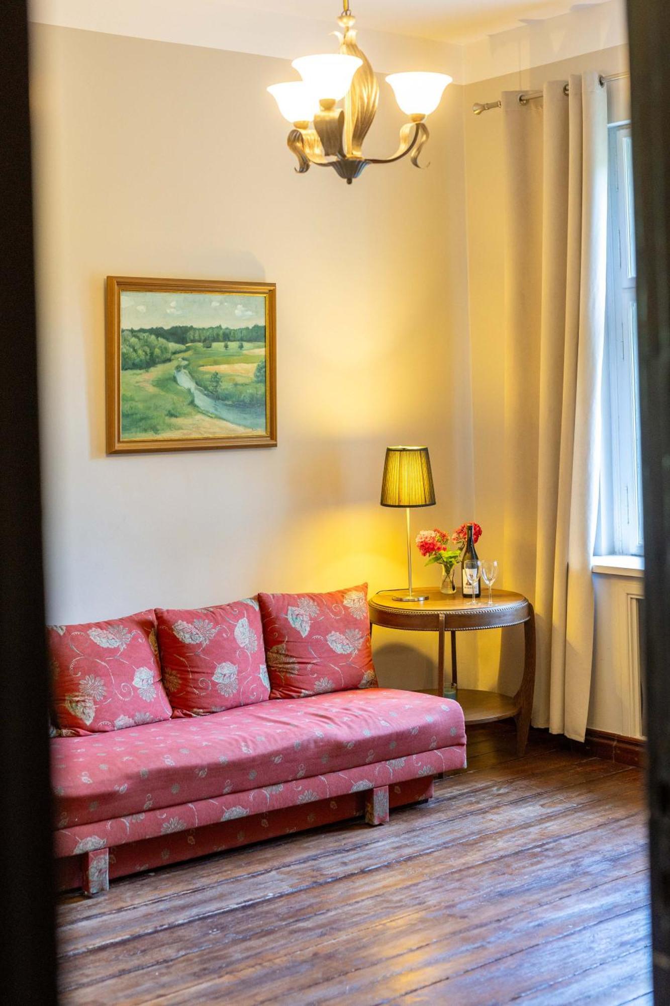 Palac Mysliwski Orle Solutions Miroslawiec Bagian luar foto