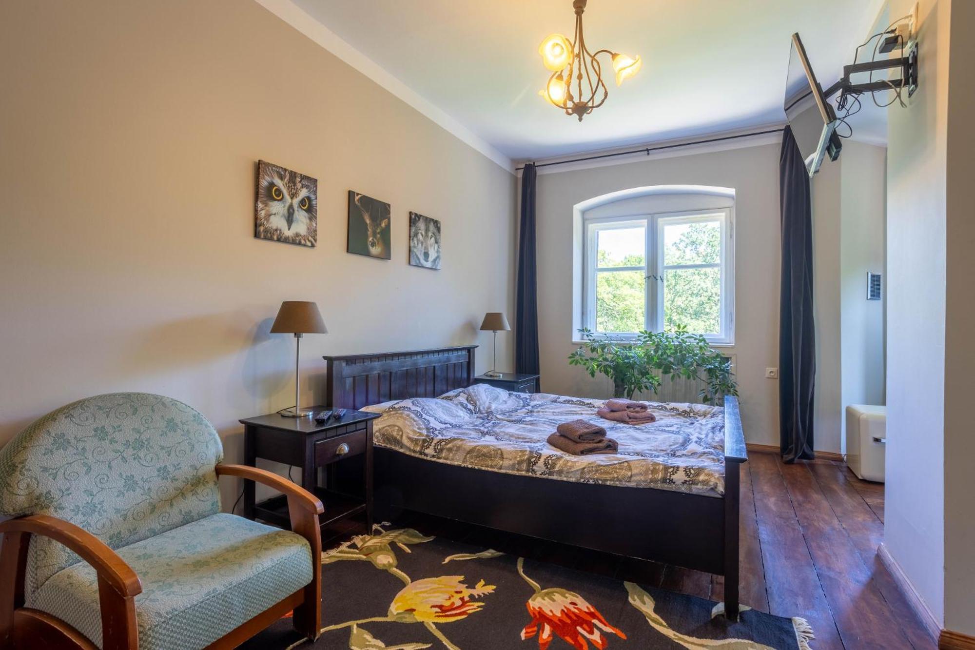 Palac Mysliwski Orle Solutions Miroslawiec Bagian luar foto